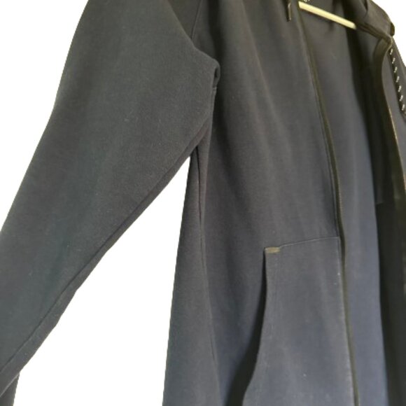 💙 Stylish Blue Athletic Jacket - Picture 4 of 5